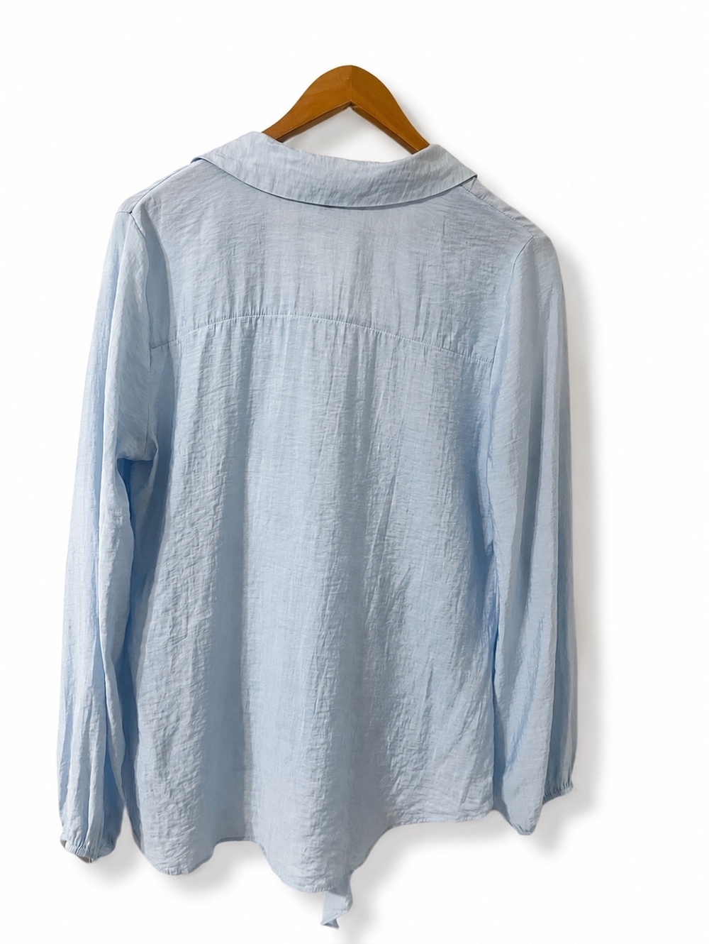 Ellen Tracy Blue Tie Front Blouse Size L Lightweight Long Sleeve - Picture 2 of 3